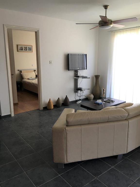 Oroklini Hills Apartment Екстер'єр фото