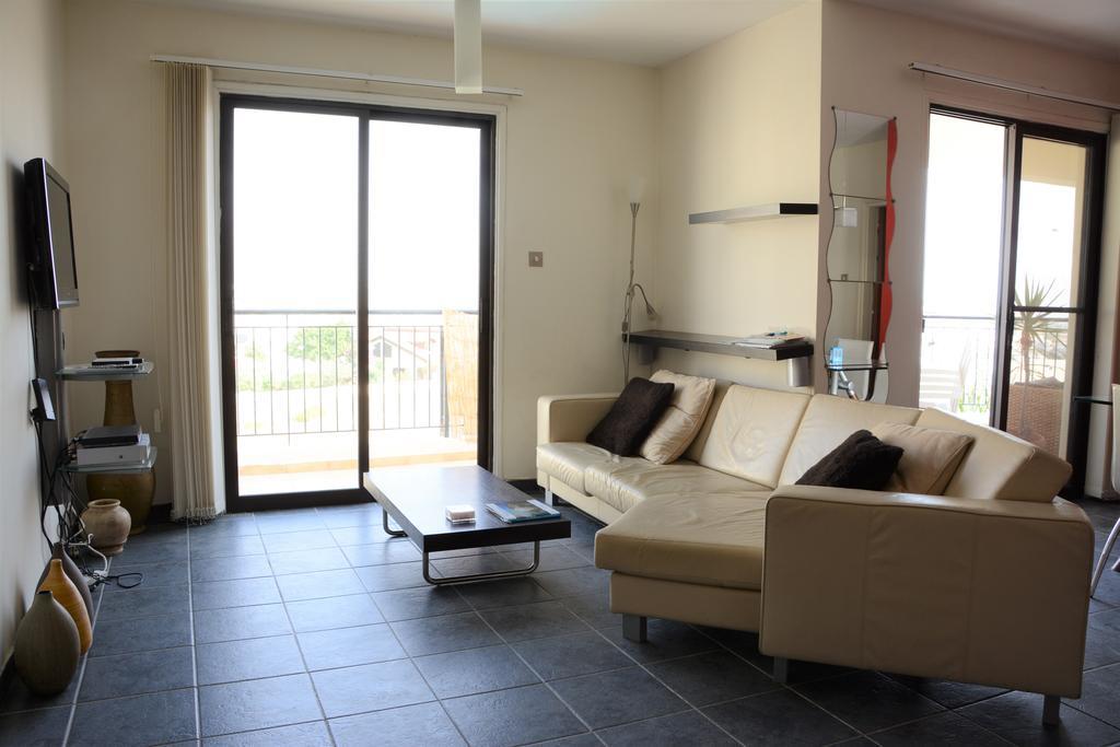 Oroklini Hills Apartment Екстер'єр фото